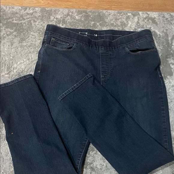 Levi’s High Rise Dark Blue Jeans - Picture 1 of 12